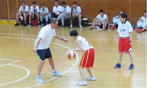 小学生篮球培训内容_五都小学生篮球培训